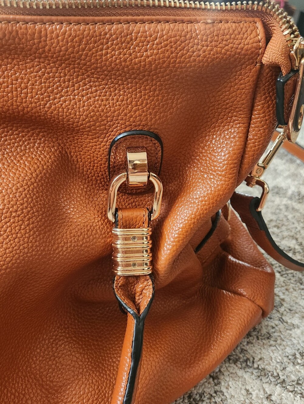 Kattee Classic Tan Leather Tote Bag with Gold Hardware - Picture 3 of 12